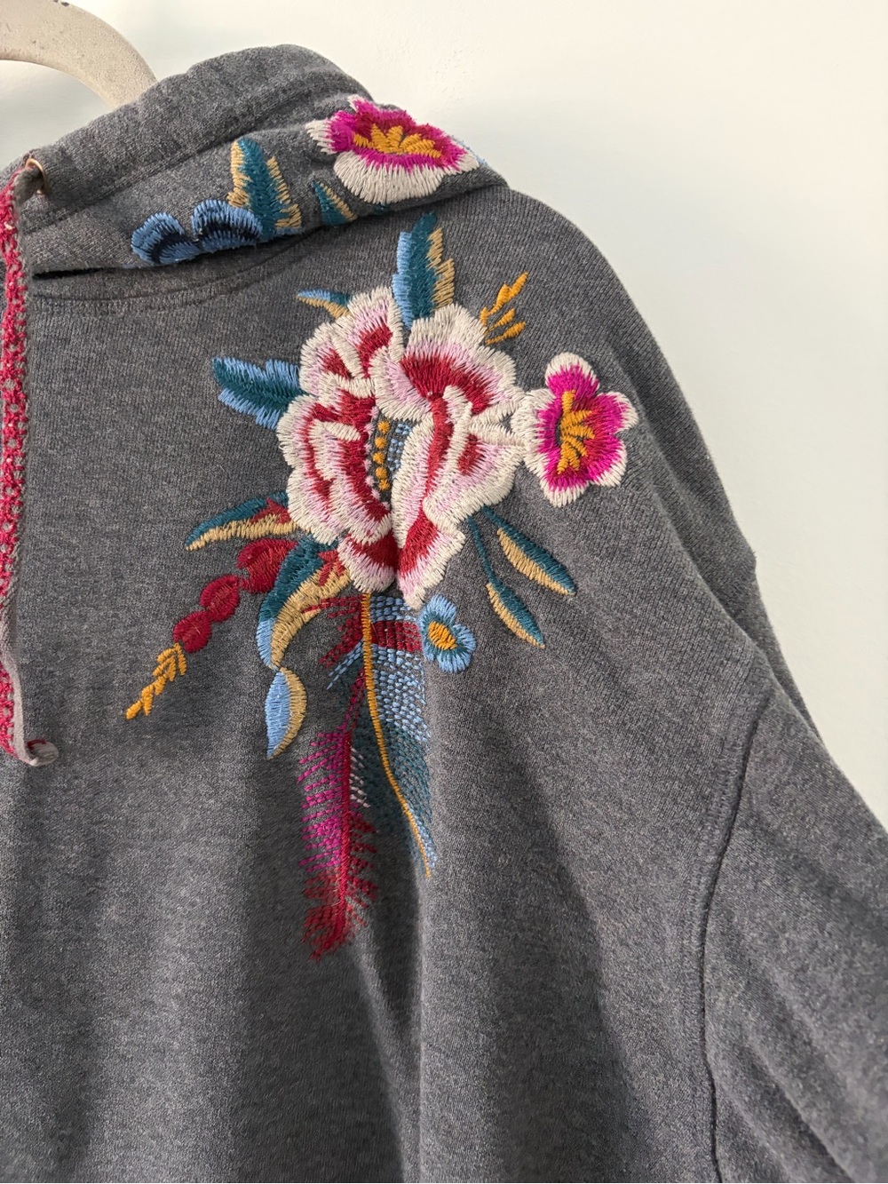 Johnny Was Darielle Dark Grey Floral Embroidered Boho Oversized Hoodie XL - Picture 4 of 11